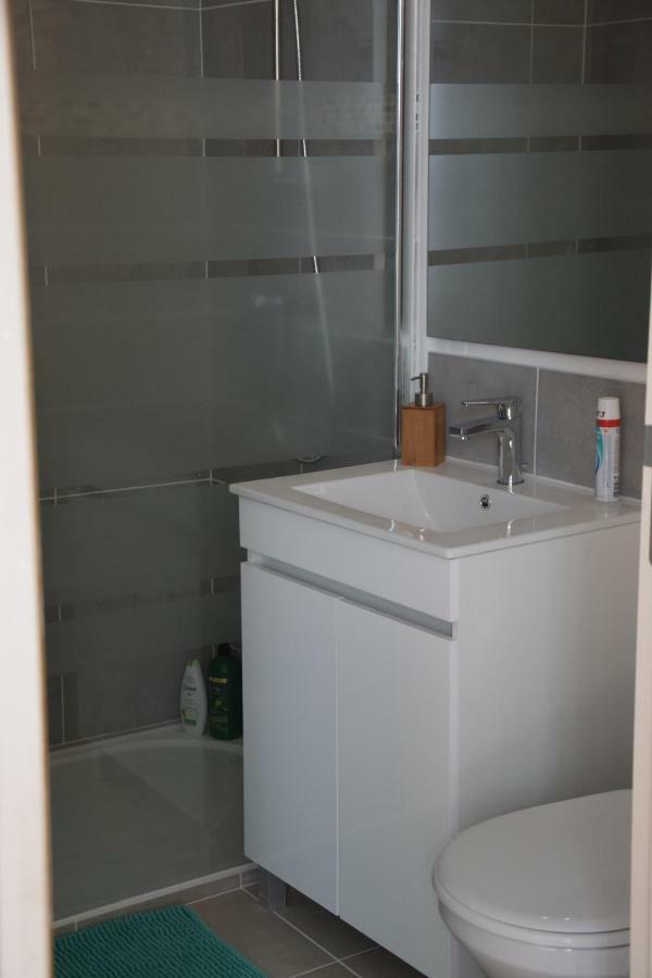 Joli Studio Plein Centre De Milly La Foret Εξωτερικό φωτογραφία